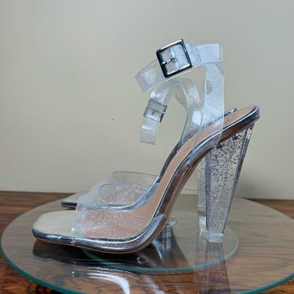 Jessica Simpson Franie Glitter Clear Sandal - Picture 4 of 15